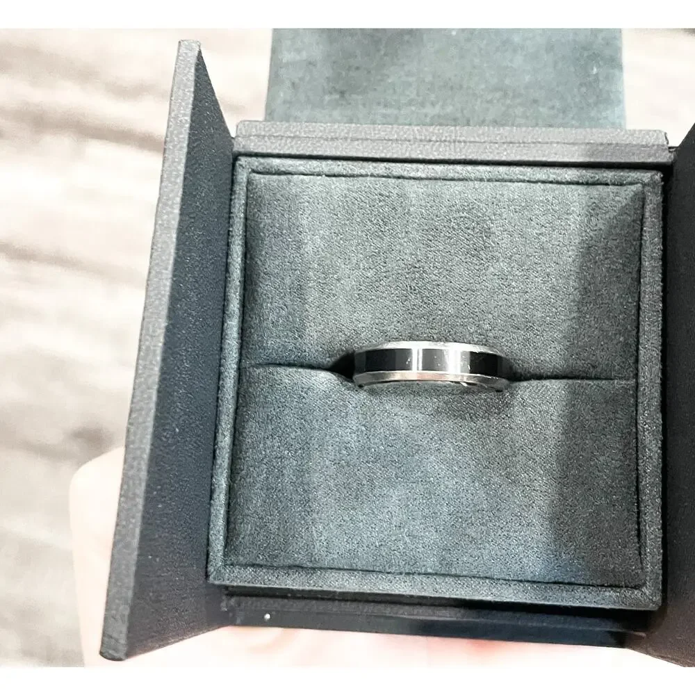 David Yurman 6mm Beveled Band Ring Black & Grey Titanium Size 10.5